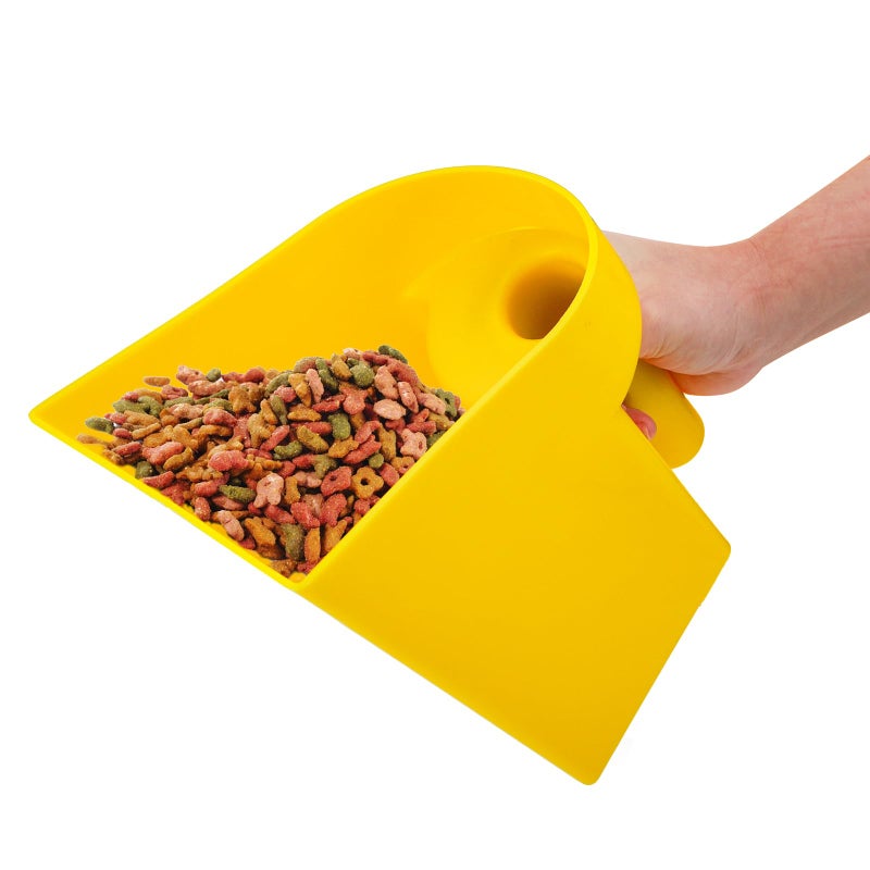 Cedilis 8 Pack Plastic Enclosed Feed Scoop, 2 Quart Heavy Duty Bird Seed Scooper with Handle, Large Scoop for Horse Chicken Goat Livestock Animal Feeding, Stackable, Durable - Image 2